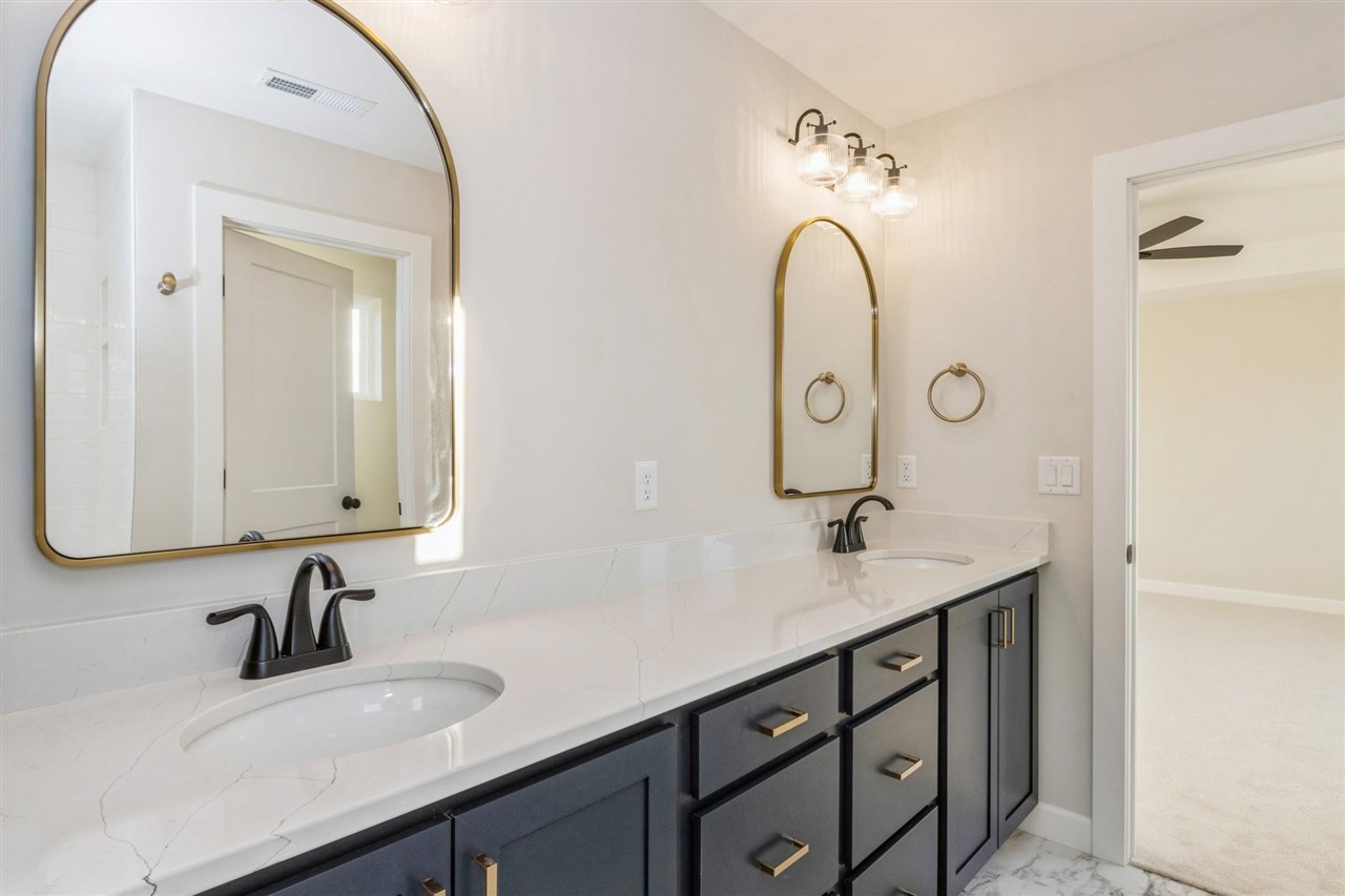 837 Heron Drive Iowa City IA 52245