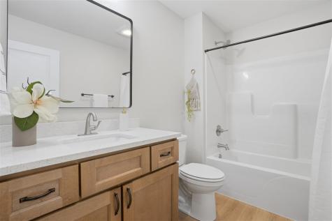 604 Rock Ridge Road Tiffin IA 52340