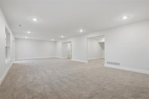 604 Rock Ridge Road Tiffin IA 52340