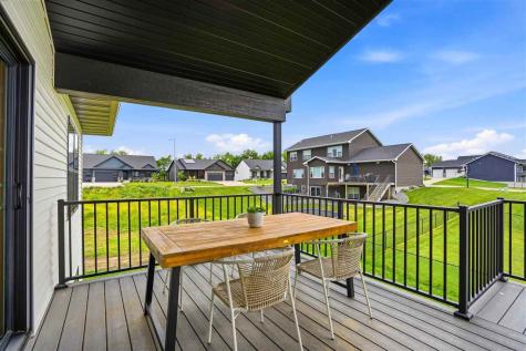 604 Rock Ridge Road Tiffin IA 52340