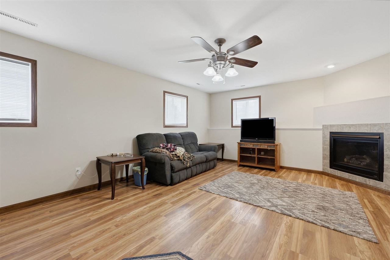 3118 116th Circle Riverside IA 52327