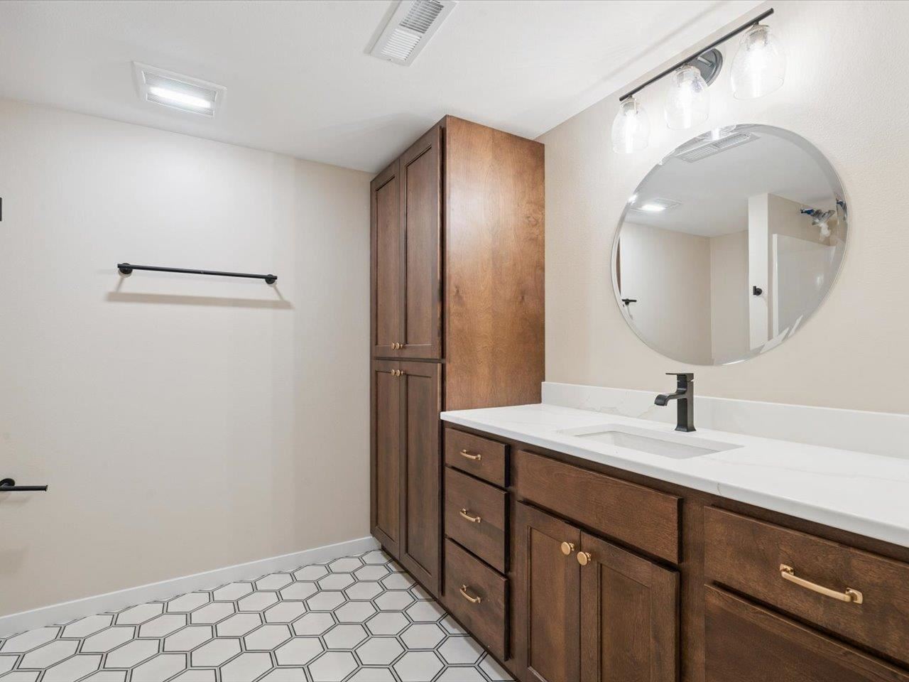 655 Maclan Court Iowa City IA 52246