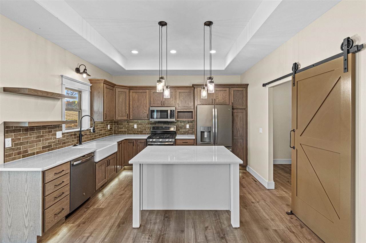 2357 Oak Ln Court SW Iowa City IA 52240