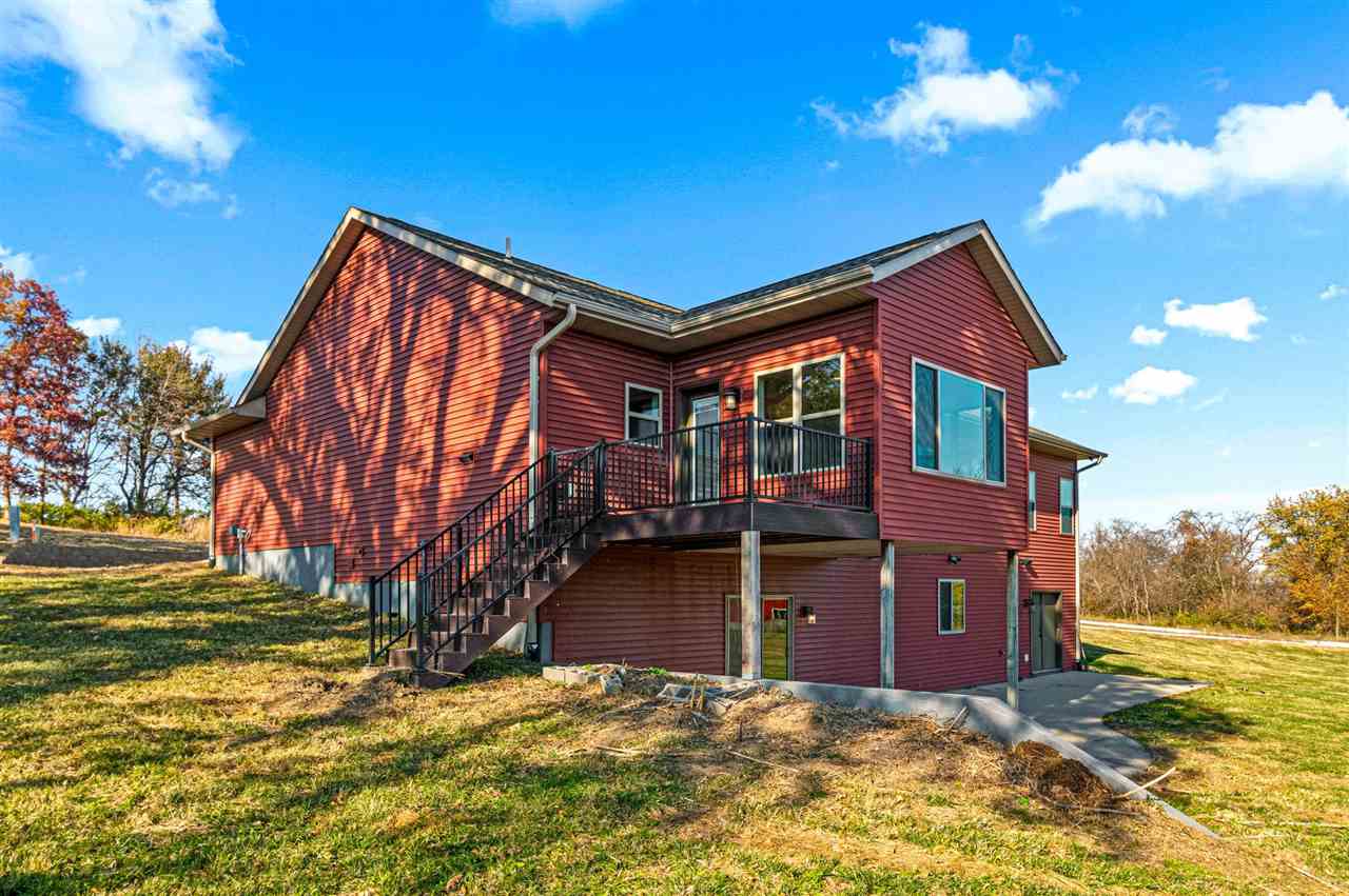 2357 Oak Ln Court SW Iowa City IA 52240