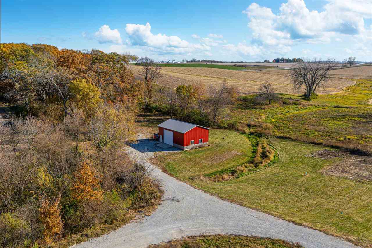 2357 Oak Ln Court SW Iowa City IA 52240