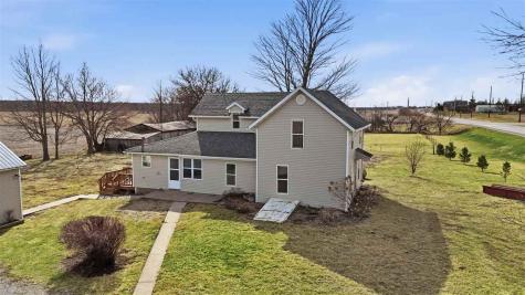 2789 Highway 22 Riverside IA 52327