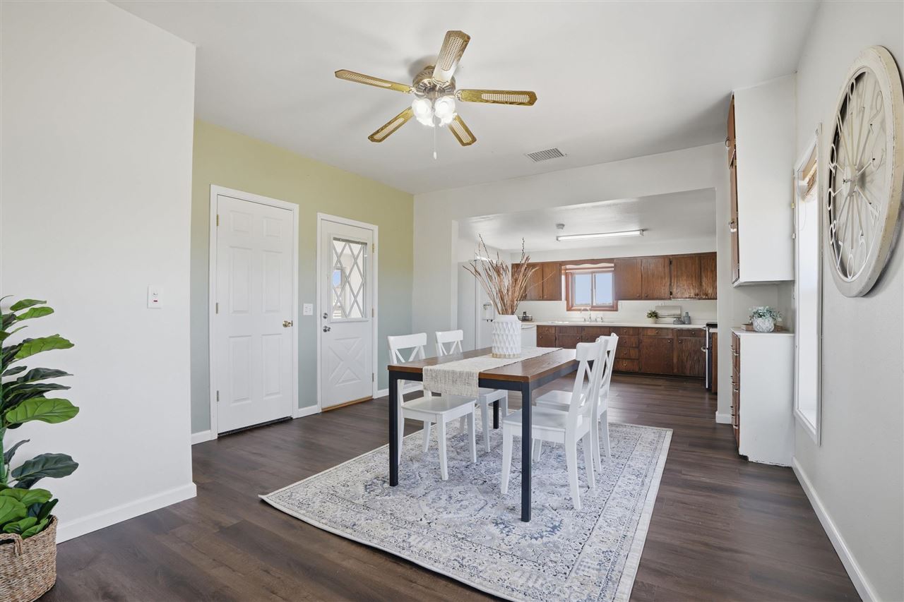 2789 Highway 22 Riverside IA 52327