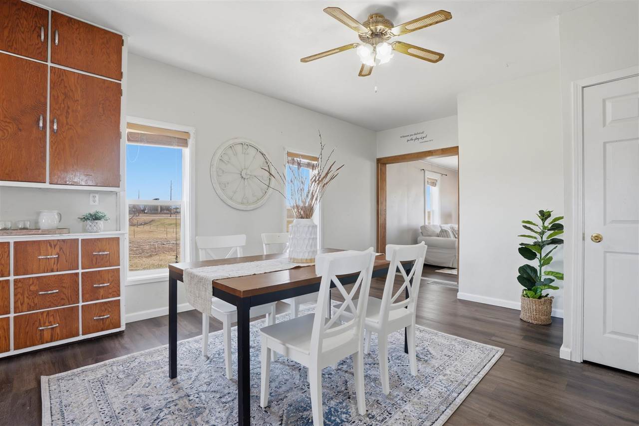 2789 Highway 22 Riverside IA 52327