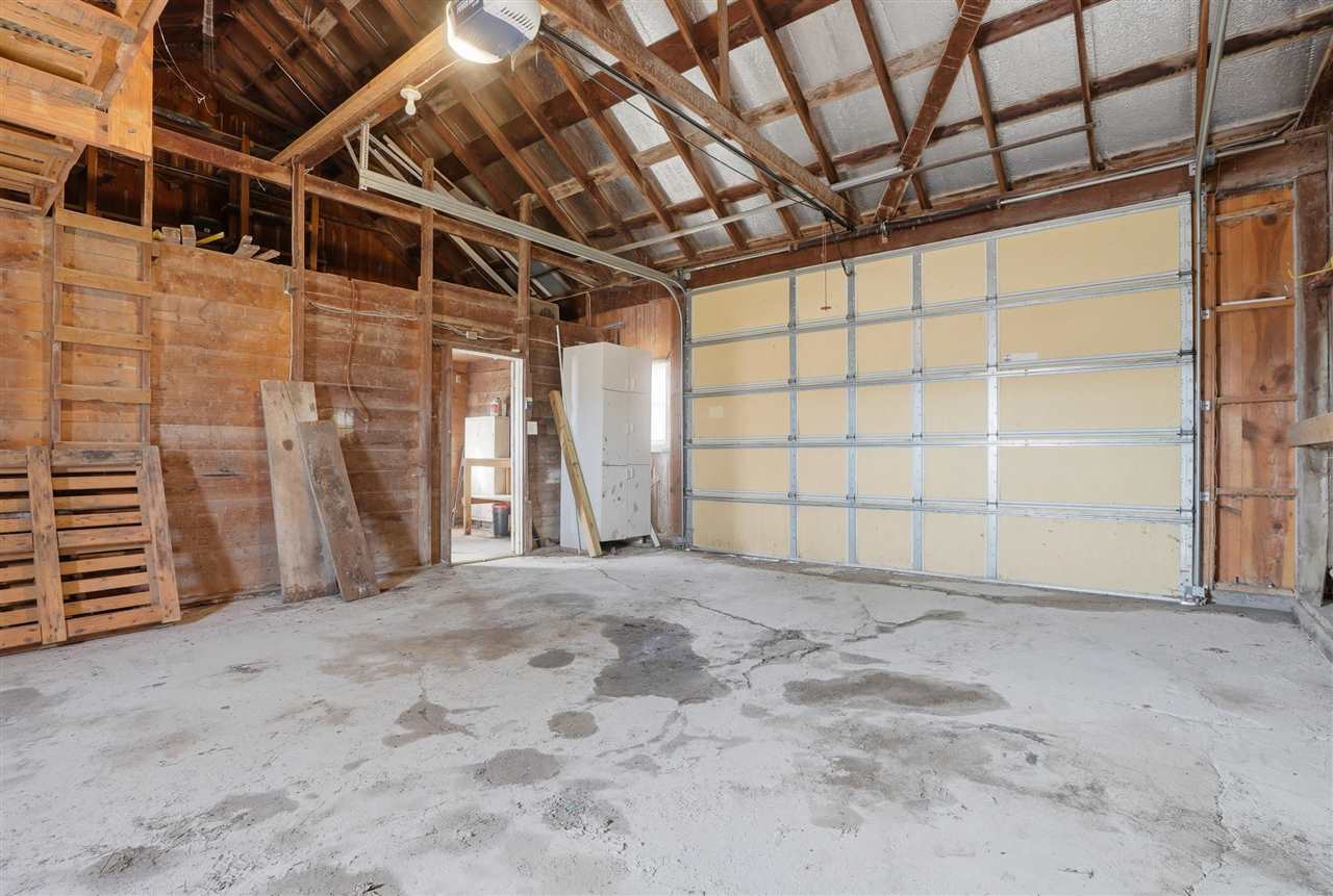2789 Highway 22 Riverside IA 52327