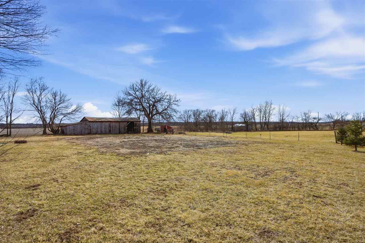 2789 Highway 22 Riverside IA 52327