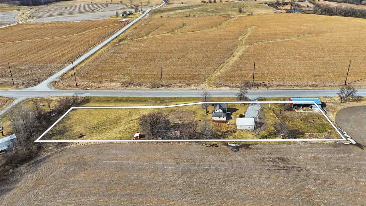 2789 Highway 22 Riverside IA 52327