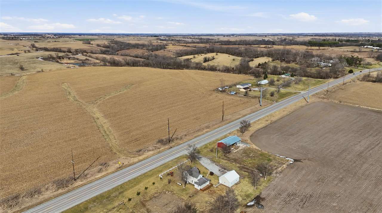 2789 Highway 22 Riverside IA 52327