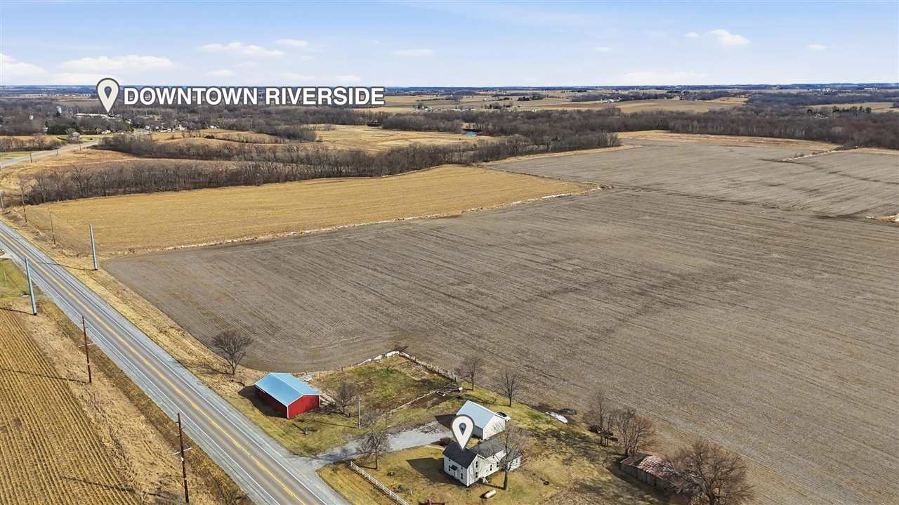 2789 Highway 22 Riverside IA 52327
