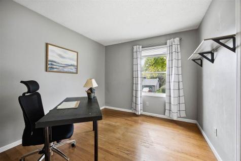 131 Penfro Drive Iowa City IA 52246