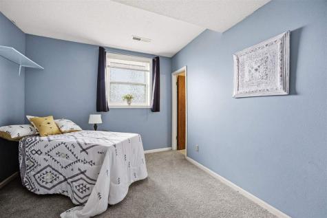 131 Penfro Drive Iowa City IA 52246