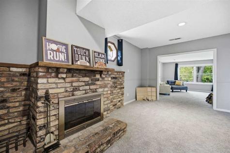 131 Penfro Drive Iowa City IA 52246