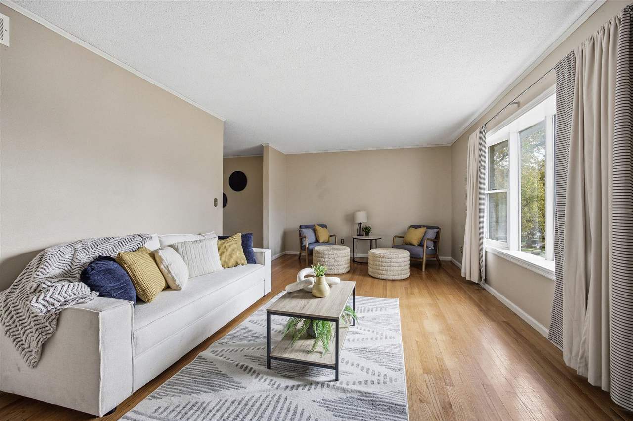131 Penfro Drive Iowa City IA 52246
