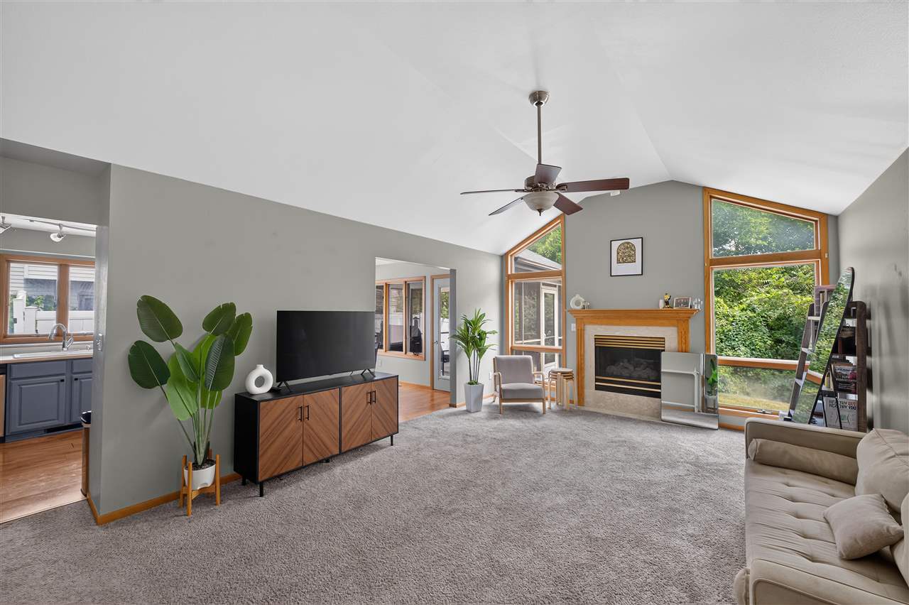 1116 Weeber Street Iowa City IA 52246