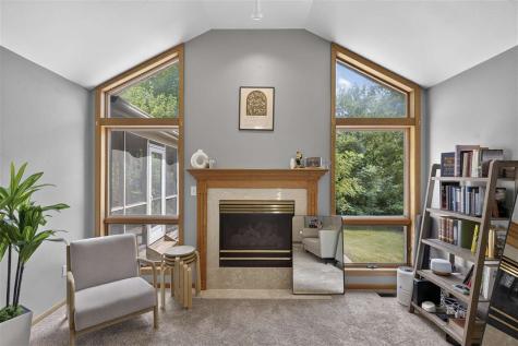 1116 Weeber Street Iowa City IA 52246