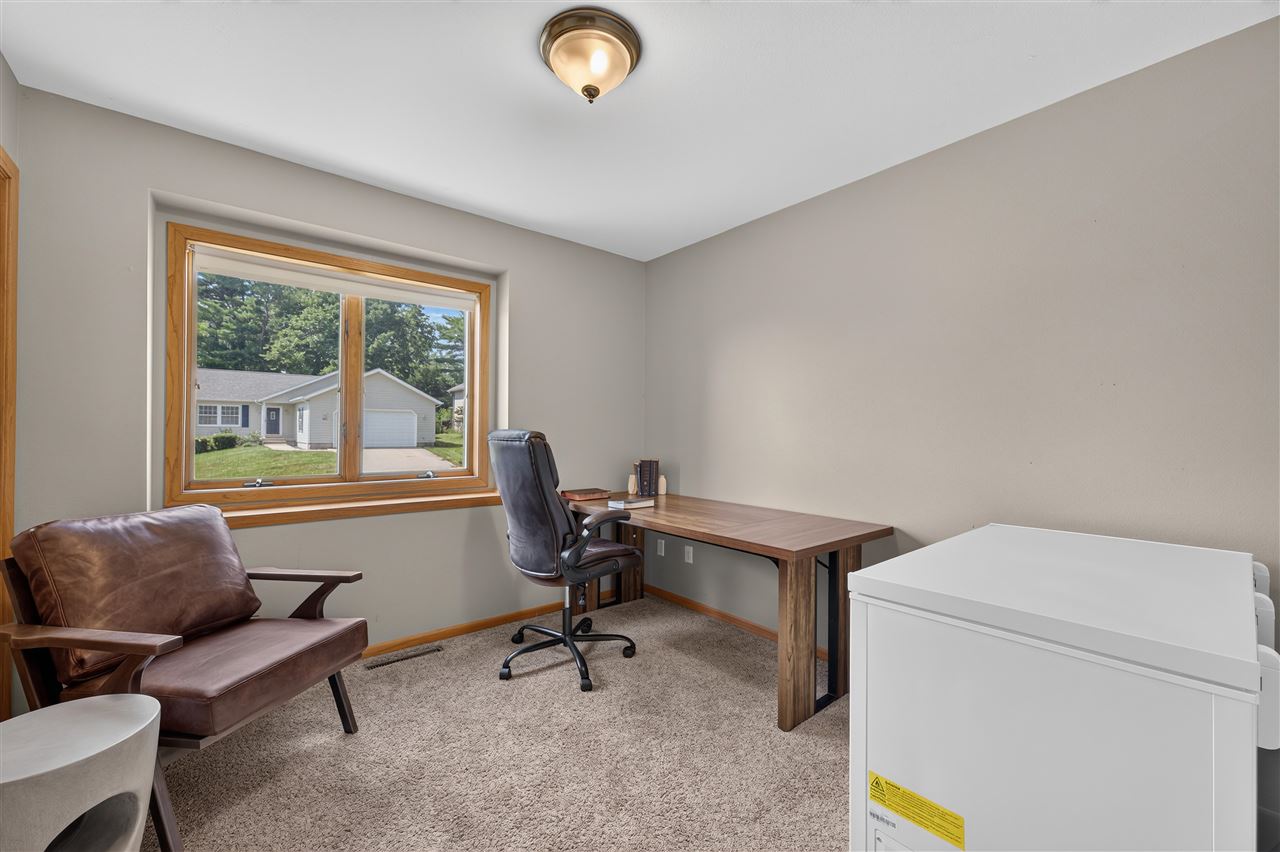 1116 Weeber Street Iowa City IA 52246
