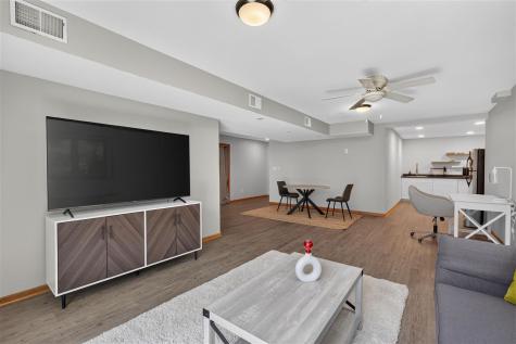 1116 Weeber Street Iowa City IA 52246
