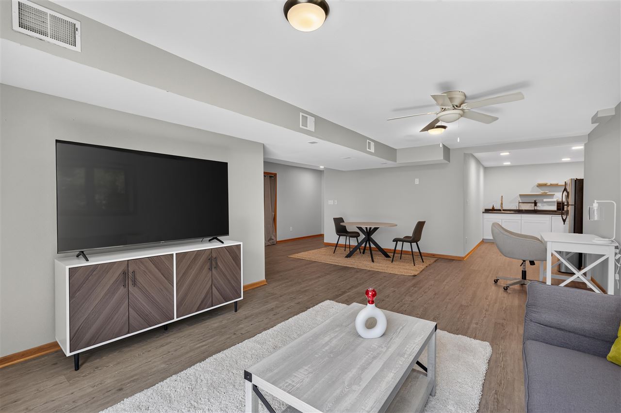 1116 Weeber Street Iowa City IA 52246