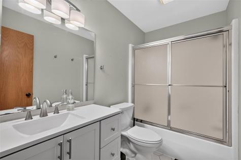 1116 Weeber Street Iowa City IA 52246