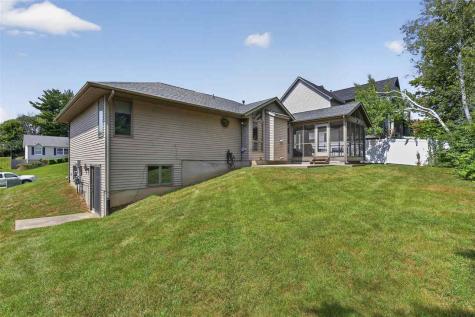 1116 Weeber Street Iowa City IA 52246