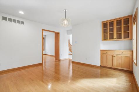 17 Briar Ridge Drive NE Iowa City IA 52240