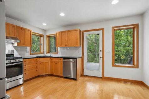 17 Briar Ridge Drive NE Iowa City IA 52240