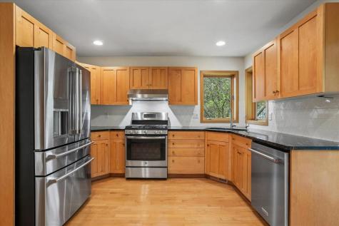 17 Briar Ridge Drive NE Iowa City IA 52240