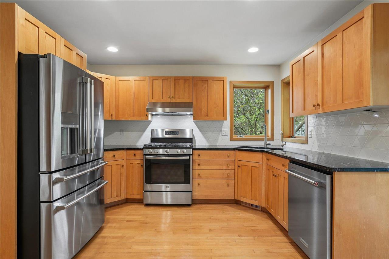 17 Briar Ridge Drive NE Iowa City IA 52240
