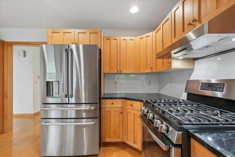 17 Briar Ridge Drive NE Iowa City IA 52240