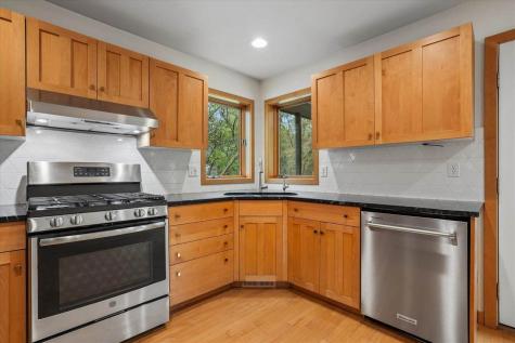 17 Briar Ridge Drive NE Iowa City IA 52240