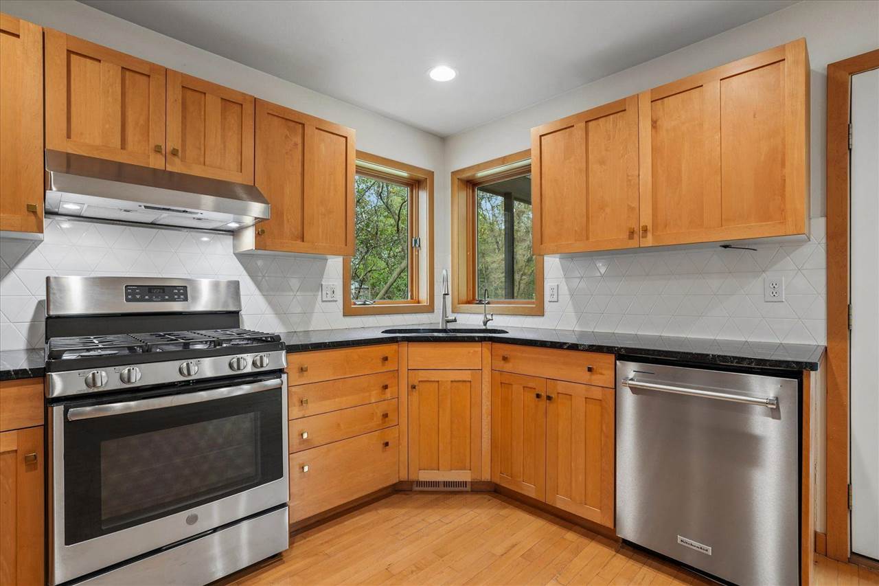 17 Briar Ridge Drive NE Iowa City IA 52240