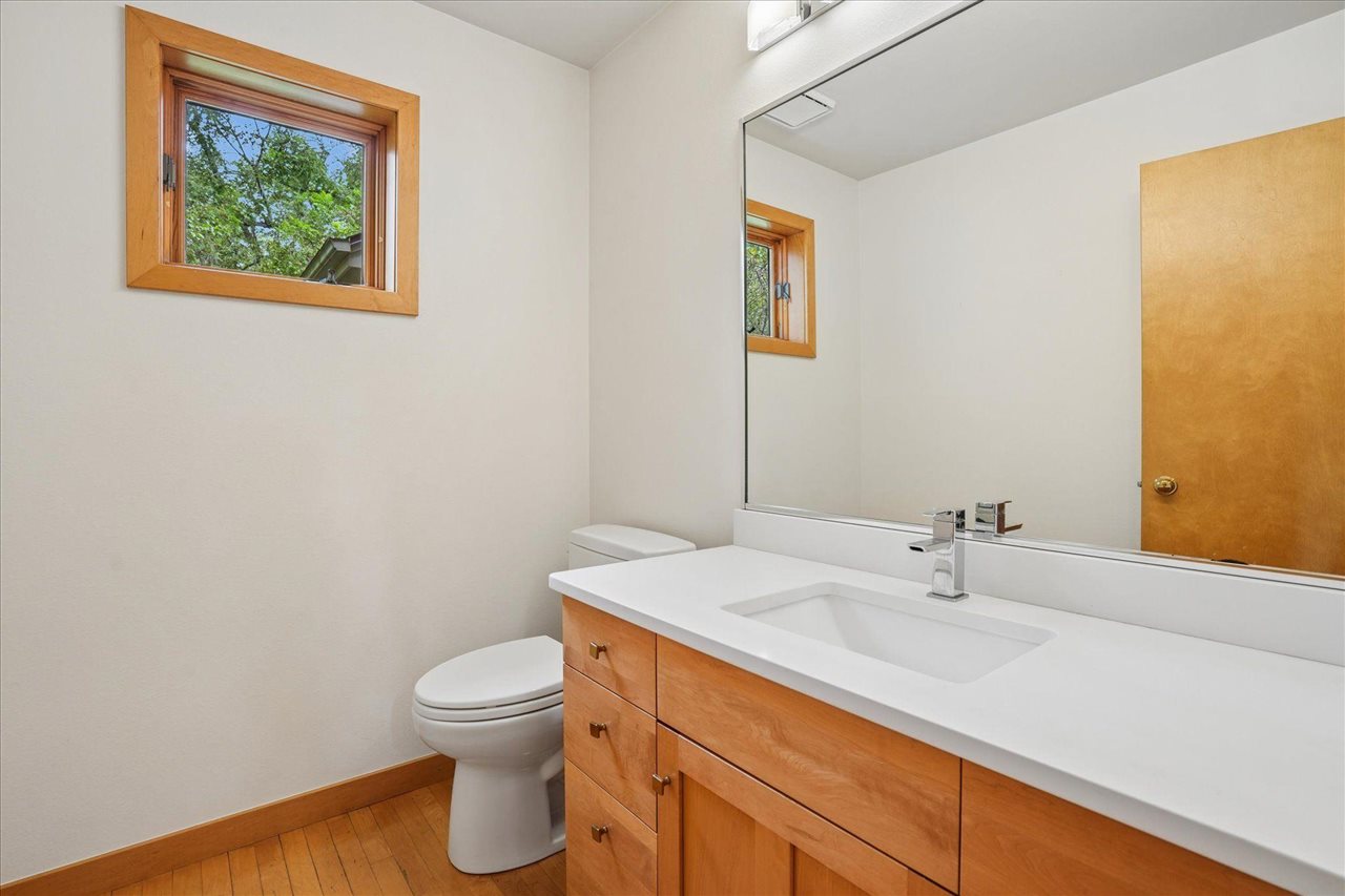 17 Briar Ridge Drive NE Iowa City IA 52240