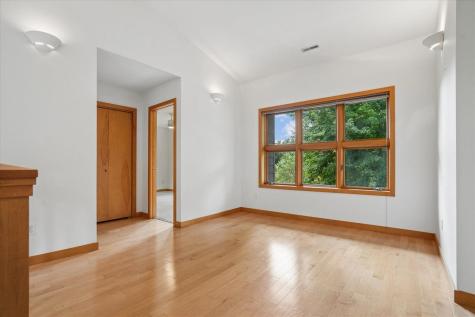 17 Briar Ridge Drive NE Iowa City IA 52240