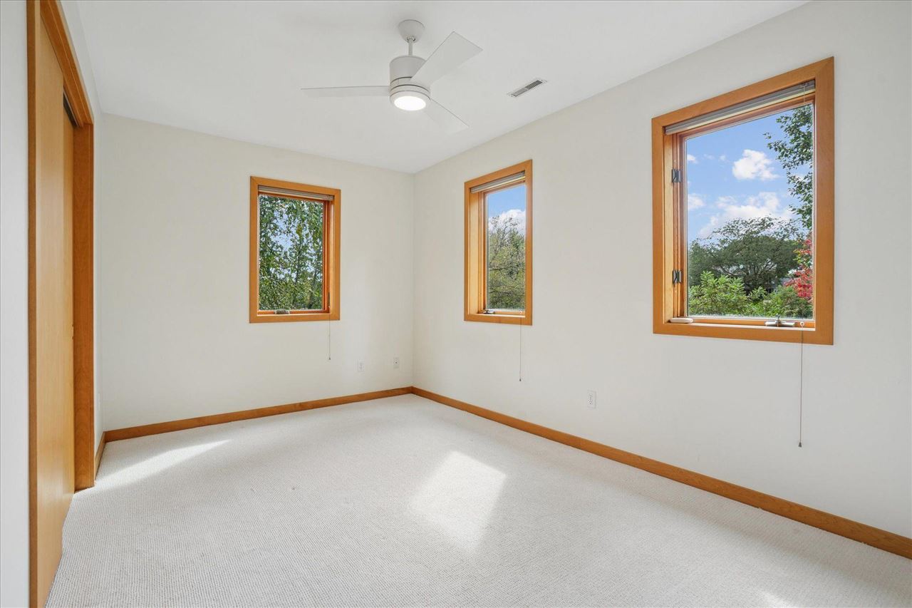 17 Briar Ridge Drive NE Iowa City IA 52240