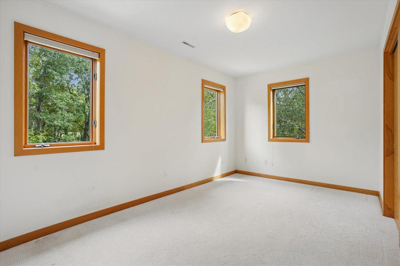 17 Briar Ridge Drive NE Iowa City IA 52240