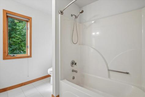17 Briar Ridge Drive NE Iowa City IA 52240