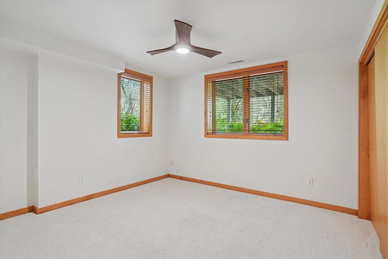 17 Briar Ridge Drive NE Iowa City IA 52240