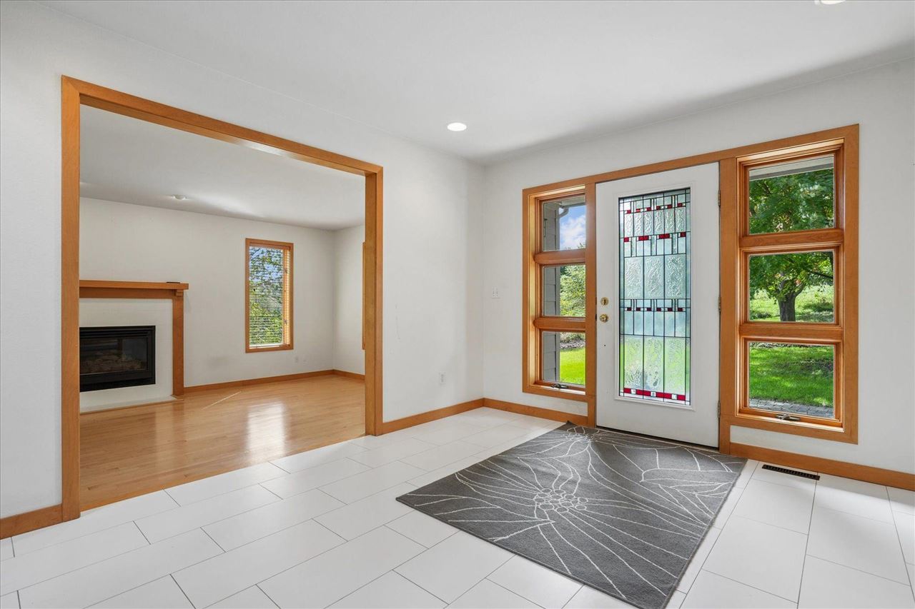 17 Briar Ridge Drive NE Iowa City IA 52240