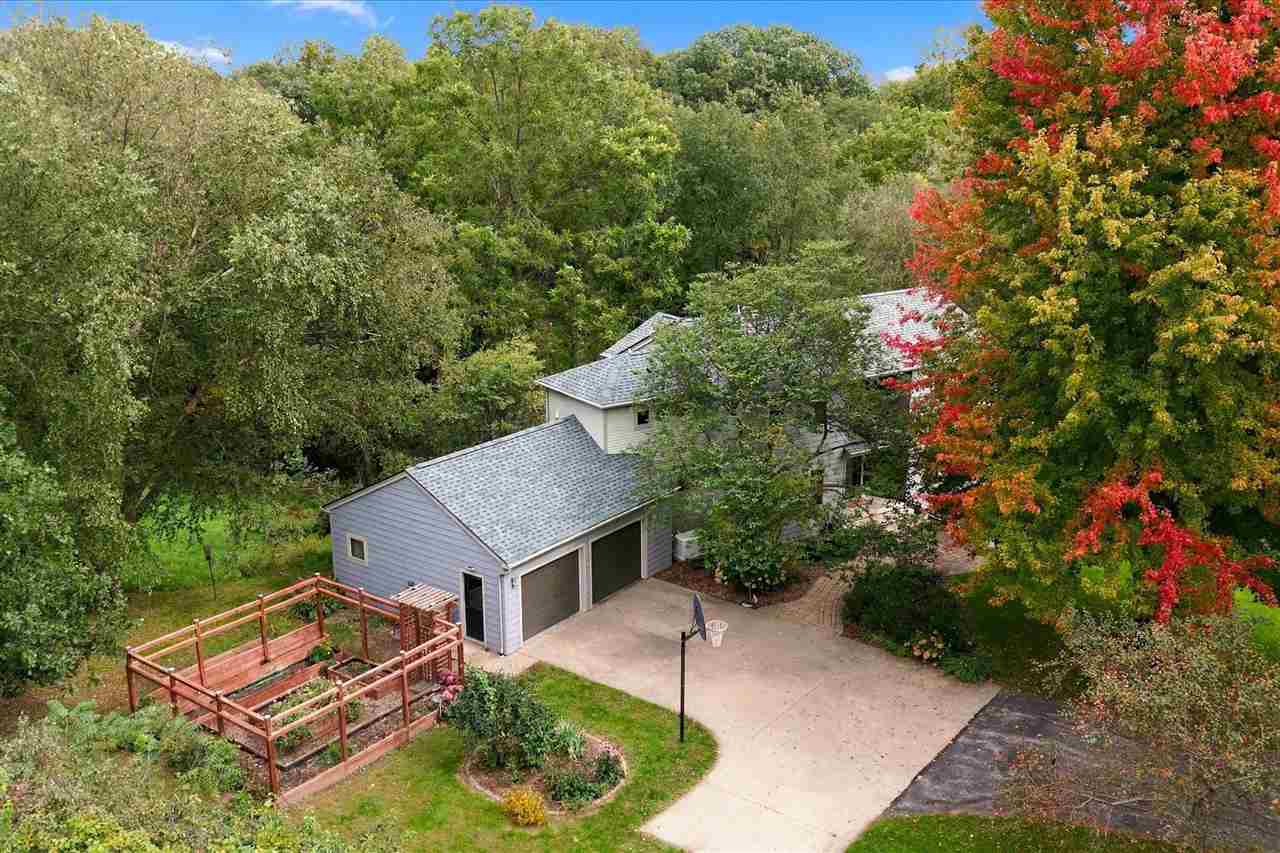 17 Briar Ridge Drive NE Iowa City IA 52240