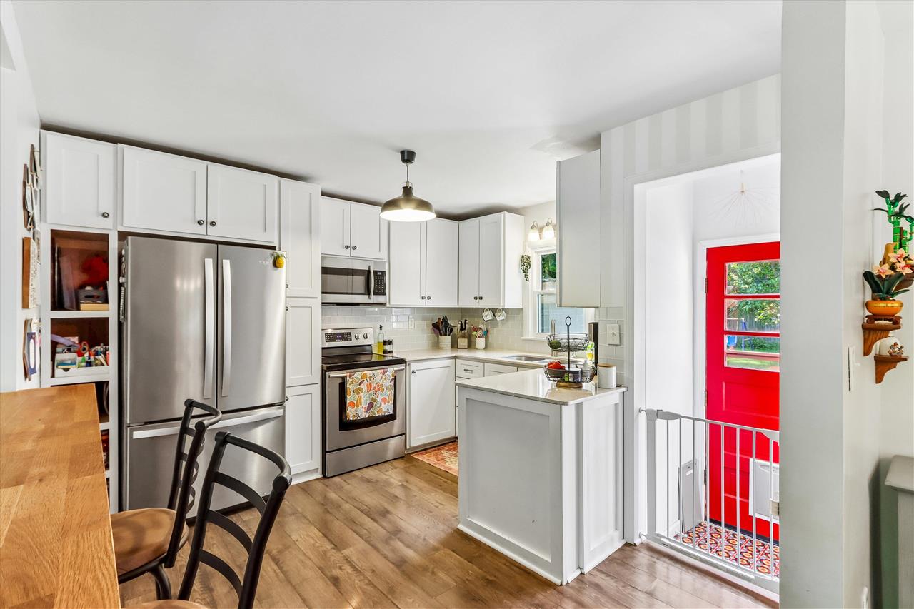701 Caroline Avenue Iowa City IA 52245