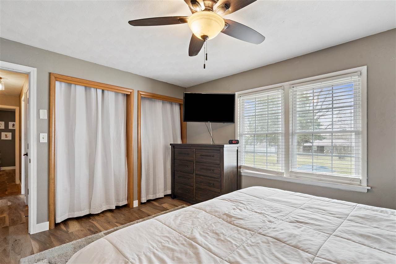 325 Division Street Swisher IA 52338