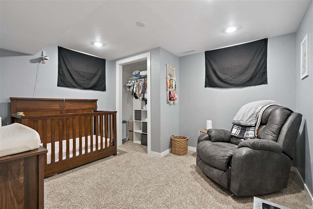 325 Division Street Swisher IA 52338