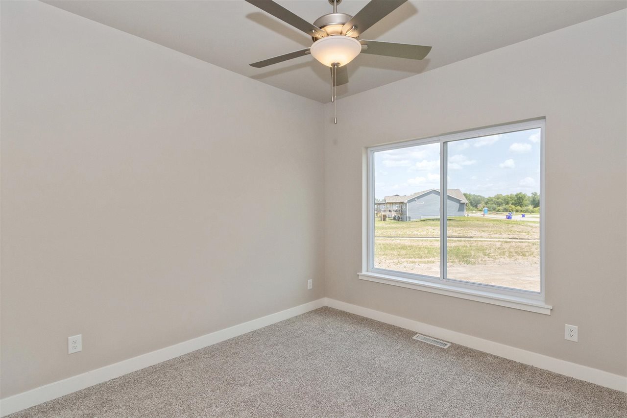 940 Sunrise Drive North Liberty IA 52317