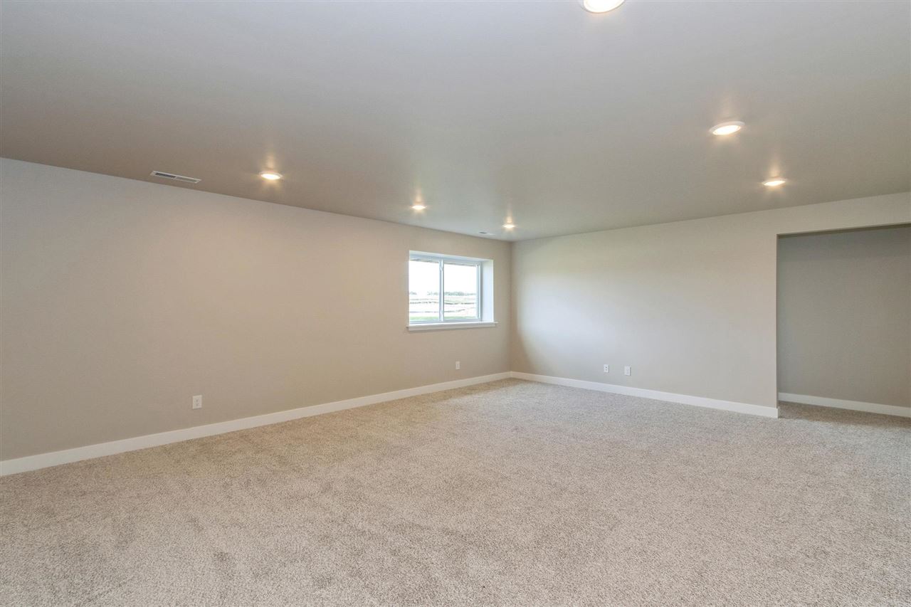 940 Sunrise Drive North Liberty IA 52317