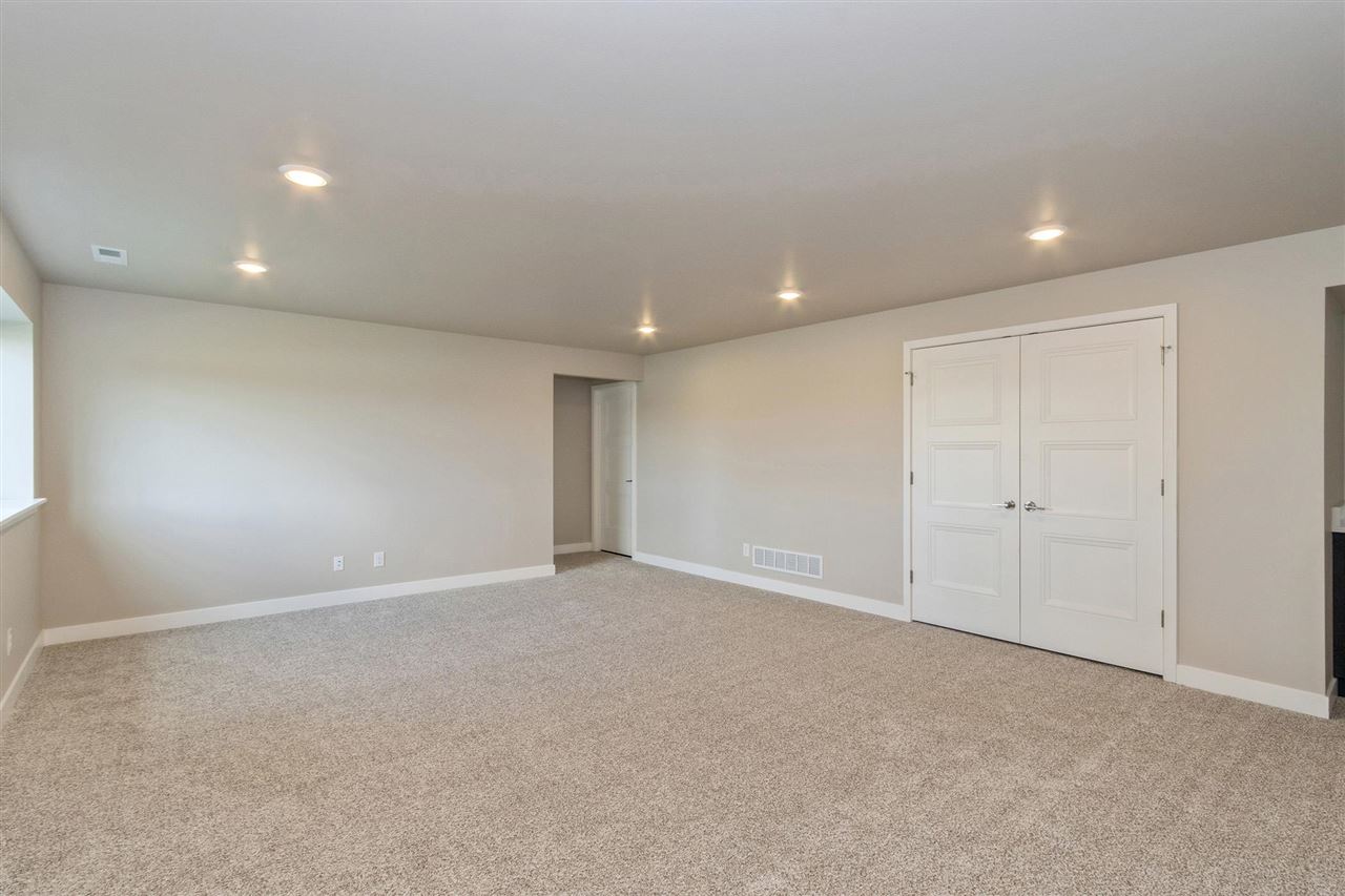 940 Sunrise Drive North Liberty IA 52317