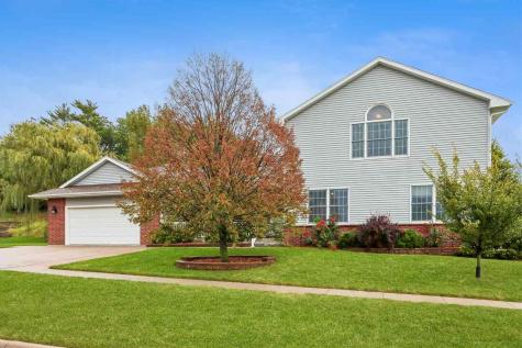 113 Bedford Road Williamsburg IA 52361